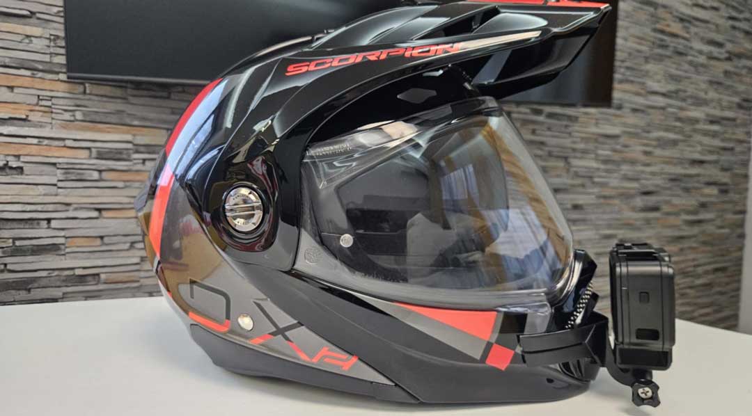 Стойка за екшън камера за каска