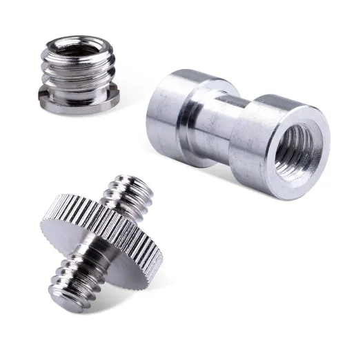 Три метала винтове, включително хромирана муфа и адаптер.